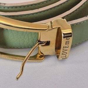 Vintage 1 Inch Wide Lime Green Italian Leather Belt Up To 40 Inches